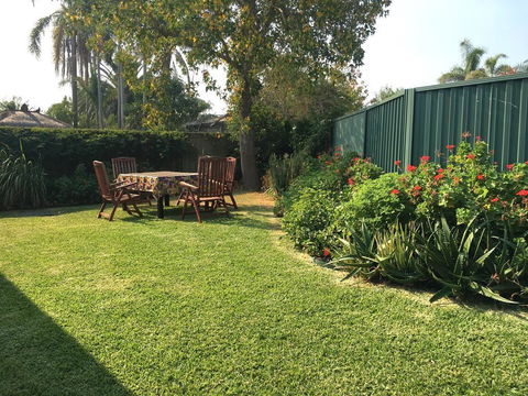 Sydney Amazing Holiday Home Bridal BnB - Yamba Accommodation 13