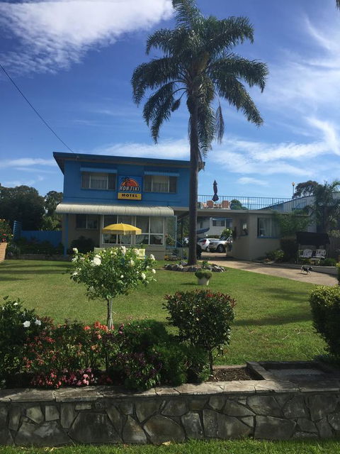 Kon Tiki Apartments - Yamba Accommodation 0