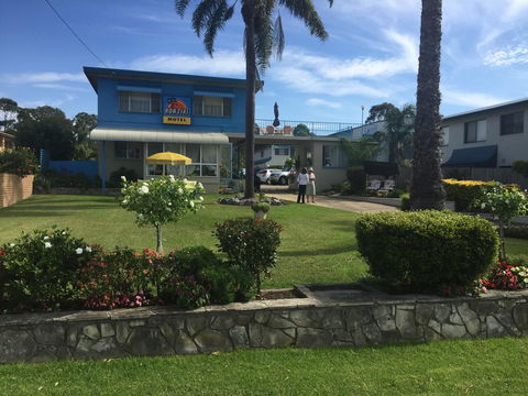 Kon Tiki Apartments - Yamba Accommodation 1