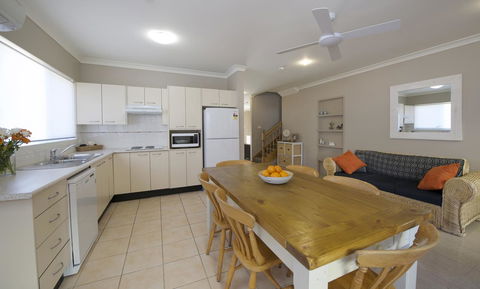 Marty's @ Little Beach - Yamba Accommodation 10