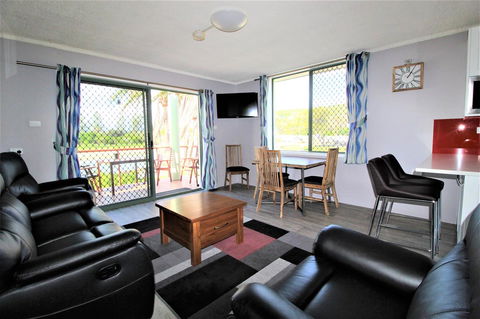Beachfront 3, 25 Willow Street - Yamba Accommodation 2