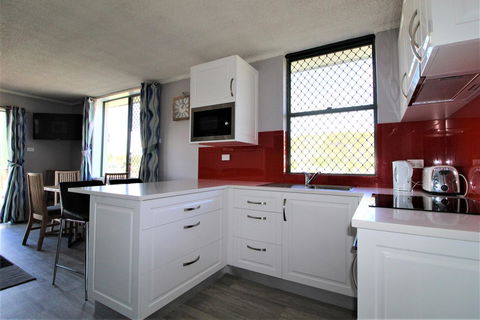 Beachfront 3, 25 Willow Street - Yamba Accommodation 6