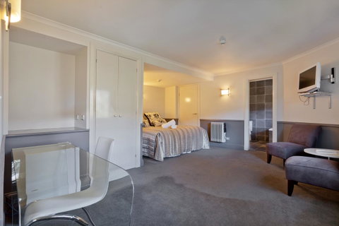 Pure Chalet Thredbo - Yamba Accommodation 11
