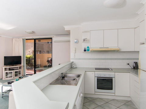 Horizons 1 - Yamba Accommodation 5