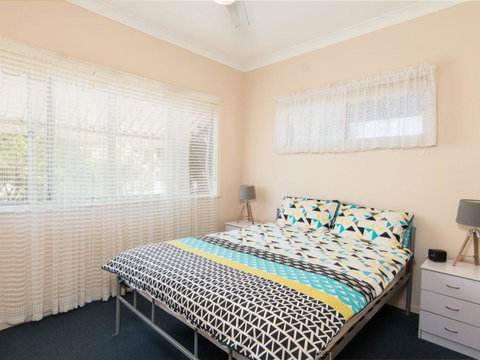 11 Peel Street - Yamba Accommodation 11