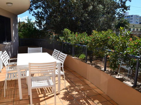 Millennium 102 With Pool In Complex - Yamba Accommodation 11