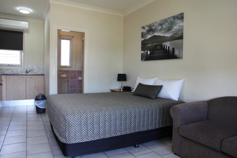 Tumut Apartments - Yamba Accommodation 3