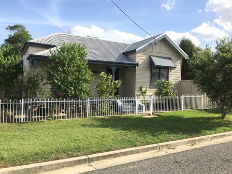 Caledonia Cottage - Yamba Accommodation 0