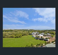 Nomikis'On The Avenue - Yamba Accommodation