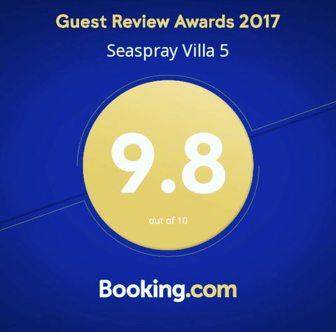 Seaspray Villa 5 - Yamba Accommodation 1