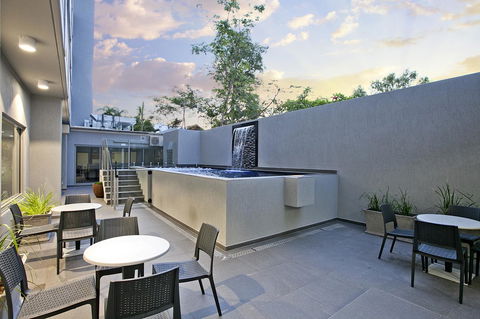 Argus Hotel Darwin - Yamba Accommodation 2