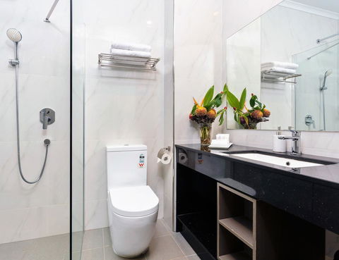 Darwin City Hotel - Yamba Accommodation 24