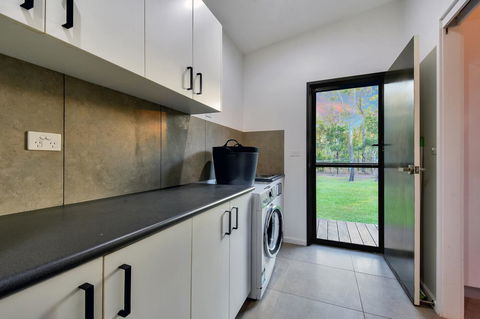 'Tropical Oasis - Darwin NT - Yamba Accommodation 24