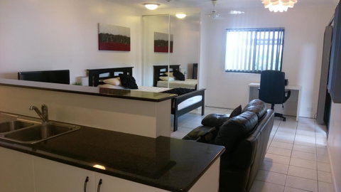 Central Studio, Darwin CBD Northern Territory - Yamba Accommodation 5