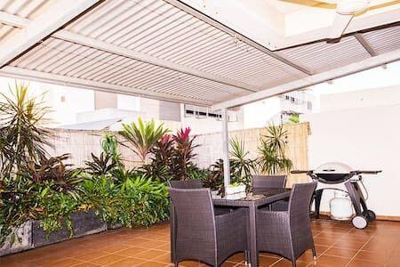 Central Studio, Darwin CBD Northern Territory - Yamba Accommodation 10
