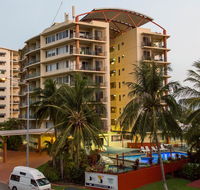 Cullen Bay Resorts - Yamba Accommodation