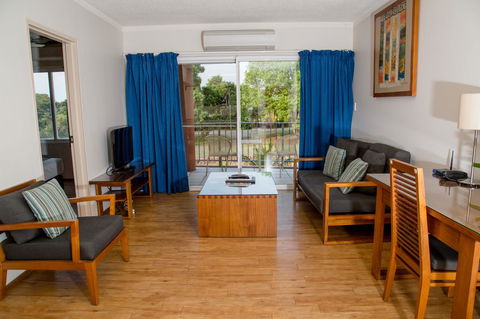 Cullen Bay Resorts - Yamba Accommodation 4