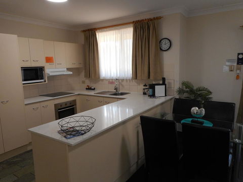 Beaches Serviced Apartments - Yamba Accommodation 26