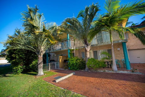 Beaches Serviced Apartments - Yamba Accommodation 1