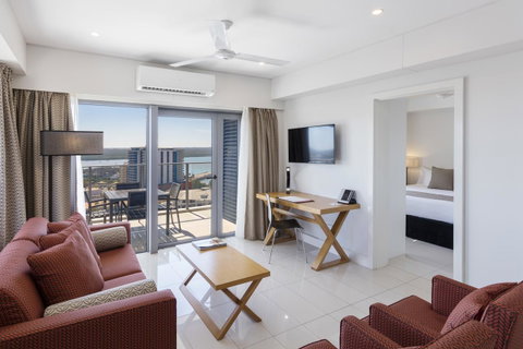 Oaks Darwin Elan Hotel - Yamba Accommodation 12