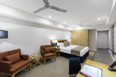 Oaks Darwin Elan Hotel - Yamba Accommodation 11