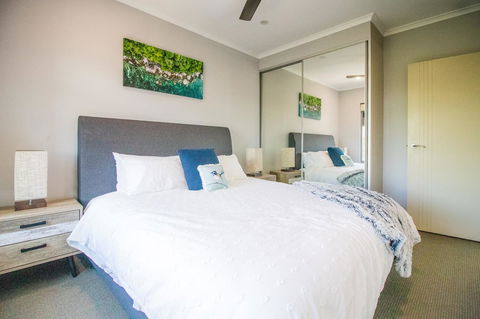 ZEN BY THE WATER - Esplanade Darwin Retreat - Yamba Accommodation 14