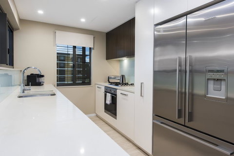 Darwin Waterfront Luxury Suites - Yamba Accommodation 40