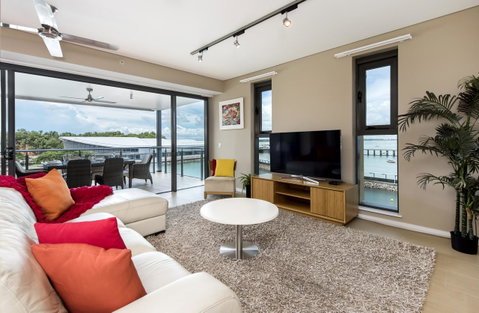 Darwin Waterfront Luxury Suites - Yamba Accommodation 11