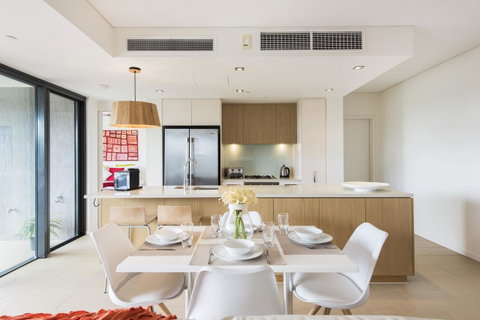 Darwin Waterfront Luxury Suites - Yamba Accommodation 25
