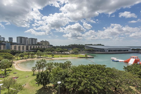 Darwin Waterfront Luxury Suites - Yamba Accommodation 34