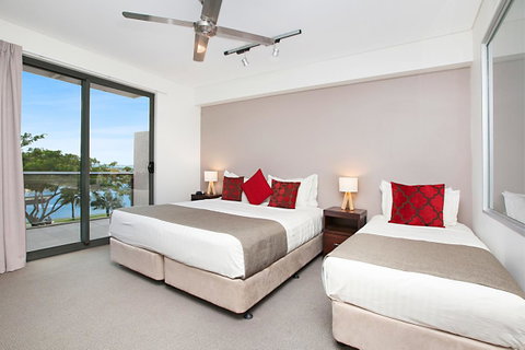 Darwin Waterfront Luxury Suites - Yamba Accommodation 3