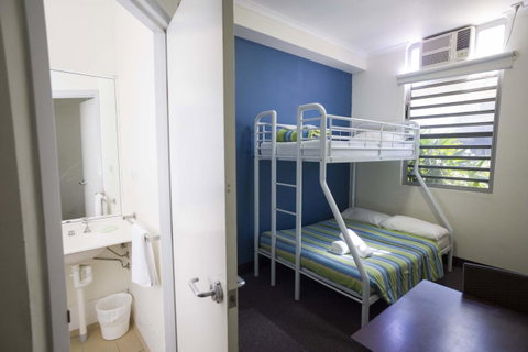Melaleuca On Mitchell - Darwin YHA - Yamba Accommodation 9
