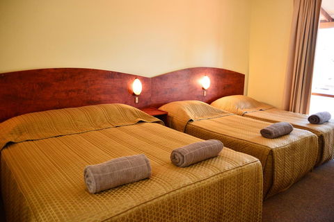Erldunda Desert Oaks Resort - Yamba Accommodation 38