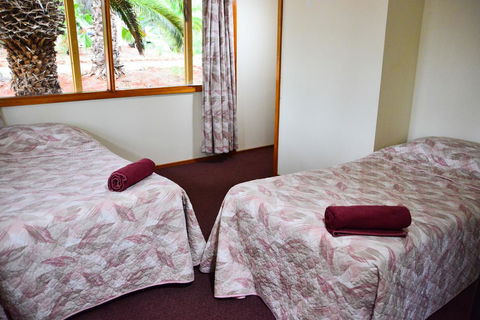 Erldunda Desert Oaks Resort - Yamba Accommodation 43