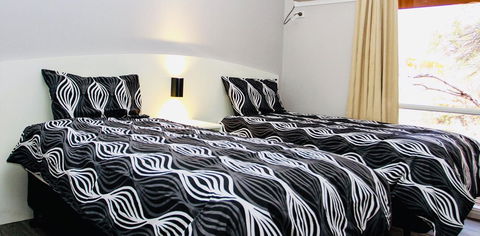 Erldunda Desert Oaks Resort - Yamba Accommodation 2