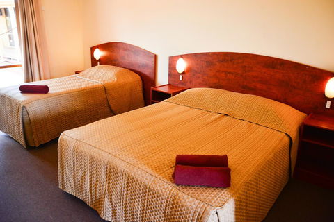 Erldunda Desert Oaks Resort - Yamba Accommodation 33