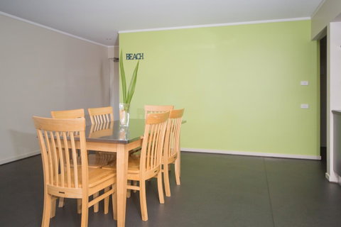 Corrigans Cove - Yamba Accommodation 11