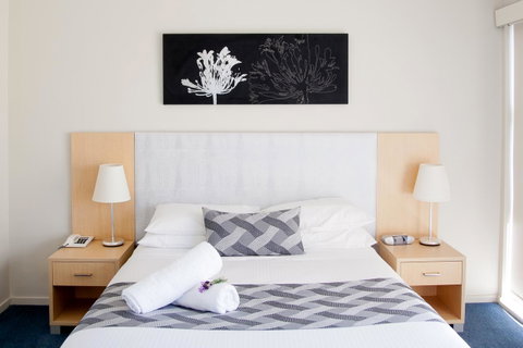 Corrigans Cove - Yamba Accommodation 1