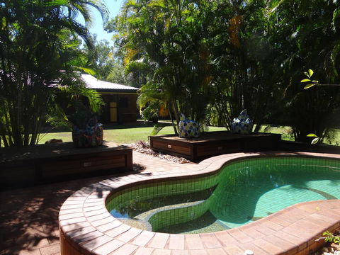 DARWIN'S SHADY ACRES RETREAT - Yamba Accommodation 12