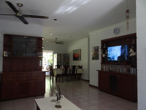 DARWIN'S SHADY ACRES RETREAT - Yamba Accommodation 20