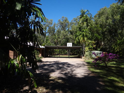 DARWIN'S SHADY ACRES RETREAT - Yamba Accommodation 4