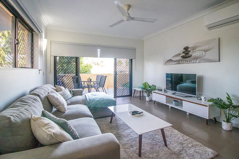 ZEN QUEST - The NOMADS PAD Near Nightcliff Markets & Sunset Foreshore - Yamba Accommodation 2