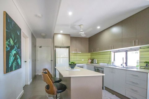ZEN QUEST - The NOMADS PAD Near Nightcliff Markets & Sunset Foreshore - Yamba Accommodation 27