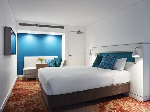 The Lost Camel Hotel - Yamba Accommodation 2