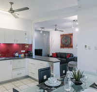 CitySide Apartment - 2 Bedroom with Private Courtyard - Yamba Accommodation