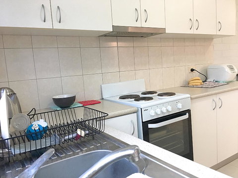 Cozy Room For A Great Stay In Darwin - Excellent Location - Yamba Accommodation 1