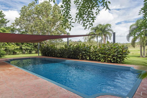 Mount Bundy Station - Yamba Accommodation 9