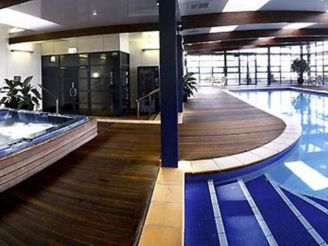 Novotel Canberra - Yamba Accommodation 13
