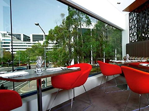 Novotel Canberra - Yamba Accommodation 14