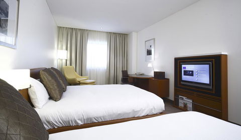 Novotel Canberra - Yamba Accommodation 20